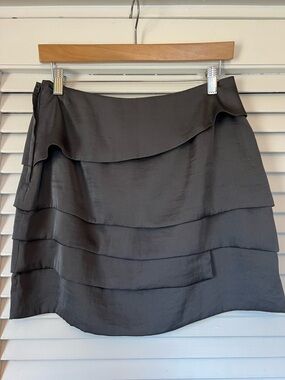 H&M Layered Charcoal Gray Ruffle Mini Skirt Women’s Size 8